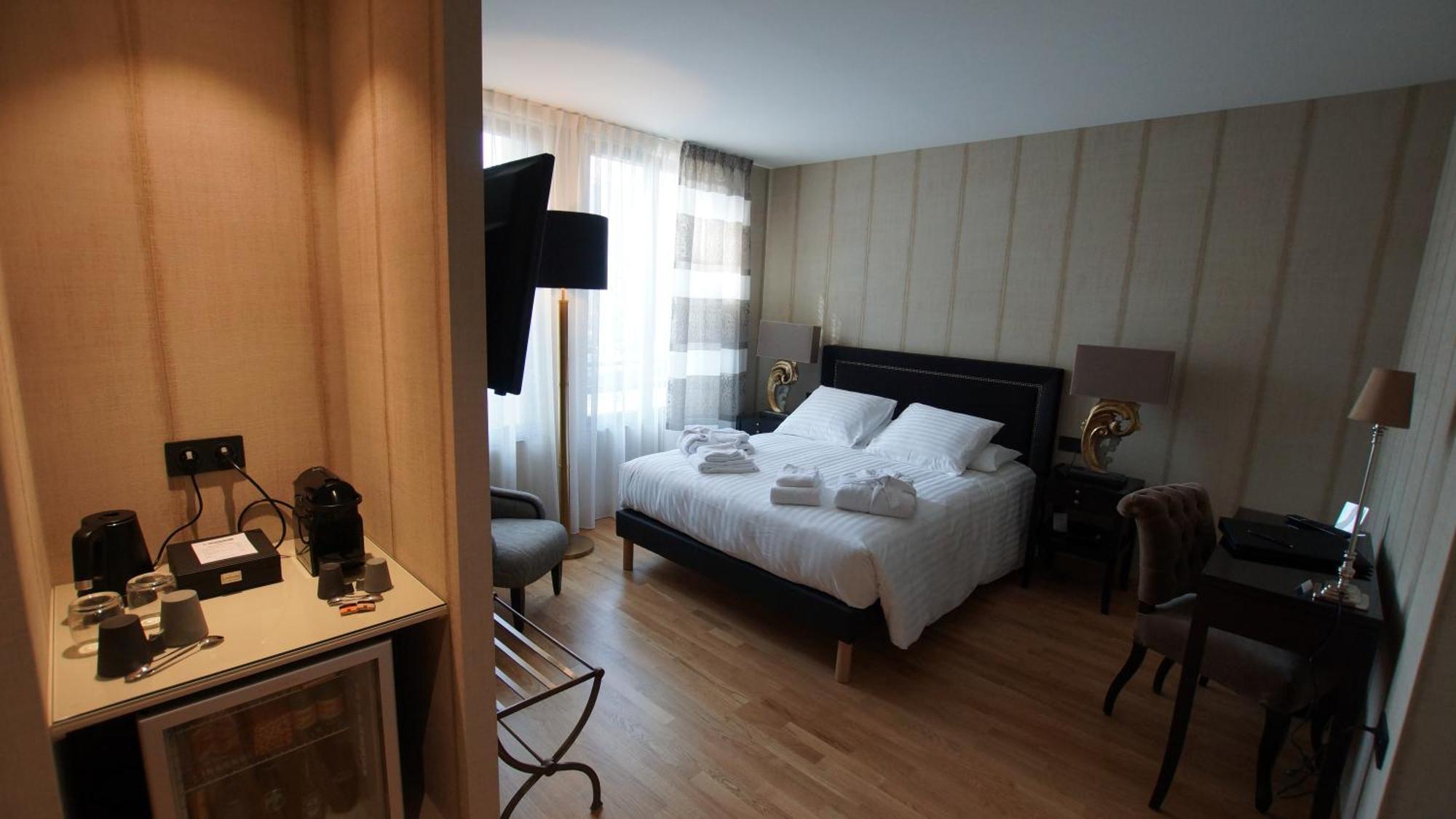 Hotel De Charme L'Oree Du Parc 로만스수르아이져 외부 사진