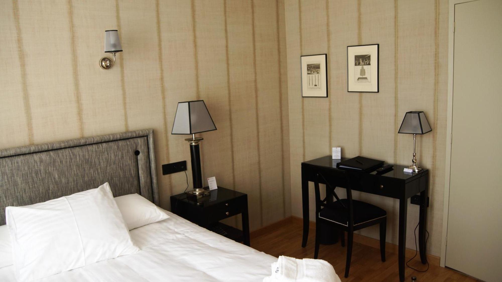 Hotel De Charme L'Oree Du Parc 로만스수르아이져 외부 사진
